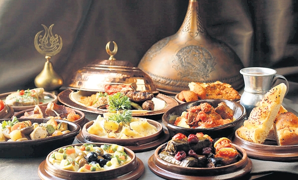 Ramazanda Sağlık, İftarda ve Sahurda Neler Yenilmeli